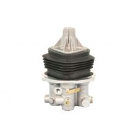 Appareil de commande, commande de vitesse