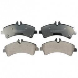 Kit de garnitures de disque de frein pour Mercedes-Benz Sprinter