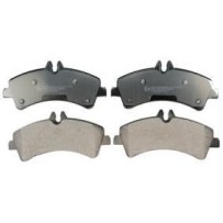 Kit de garnitures de disque de frein pour Mercedes-Benz Sprinter