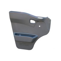 Habillage gauche de porte pour Iveco Daily