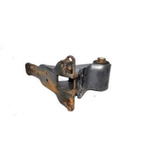 Support/appui de suspension avant cabine