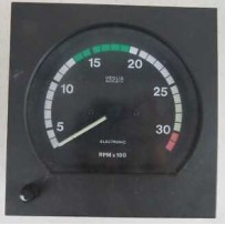 Compte tours sur tableau de bord, pour Iveco 41200731