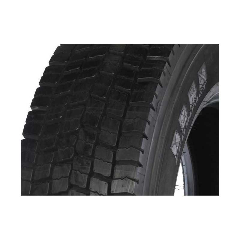 PNEU PIRELLI 245/70R17.5  TR:01 TRIATHLON AR