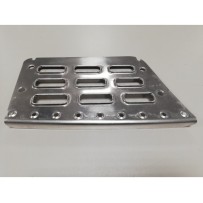 Grille Marchepied Gh pour Volvo   20360788