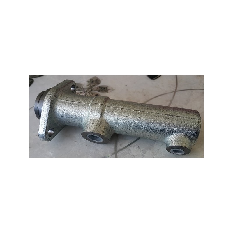 Maitre cylindre de frein pour Iveco 2997350