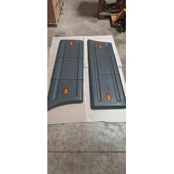 Kit jupes complet avec support pour les deux cotés pour Scania