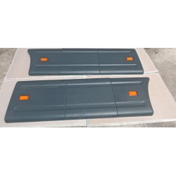 Kit jupes complet avec support pour les deux cotés pour Scania