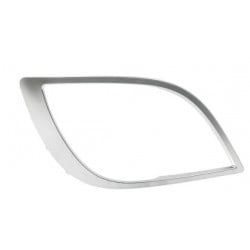 Entourage de phare gris...