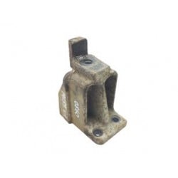 Support de moteur droit...