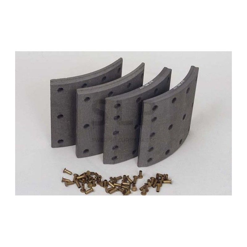 Kit de garnitures de frein Avant pour Volvo 21534097