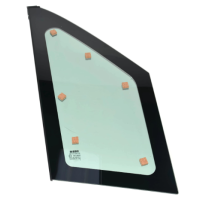 VITRE DEFLECTEUR DROITE pour Iveco - 5801537828