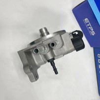 Tête de filtre, filtre à carburant pour Volvo 20591265